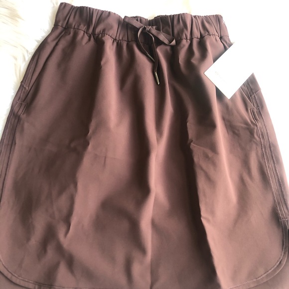 46.-LULULEMON 🍋SKIRT - Picture 3 of 7